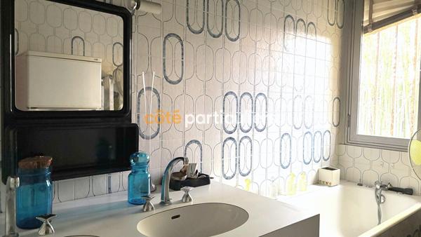 Vente Maison230 m² - 9 Pièces - BORDEAUX (33200)