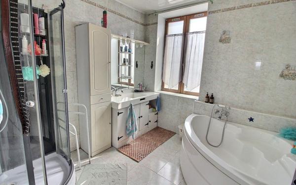 Maison à vendre    5 pièces •  Le Creusot