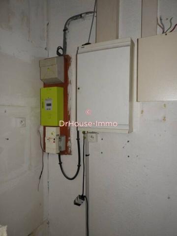 Bien immobilier à vendre 6 pièces de 945 m²