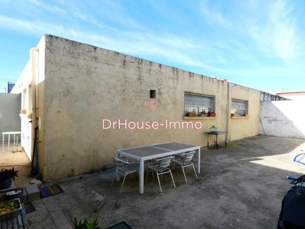 Bien immobilier à vendre 6 pièces de 945 m²
