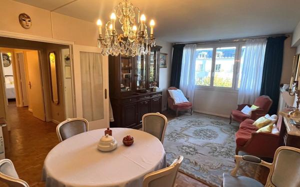 Appartement à vendre    3 pièces • 63,79 m2 Saint-Mandé