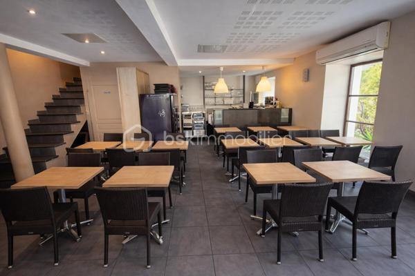 Local commercial de 180 m²