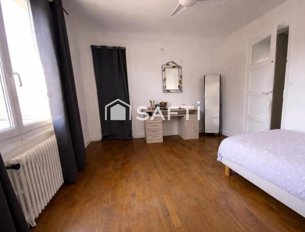 Maison 6 pièces au fort potentiel et beaux volumes