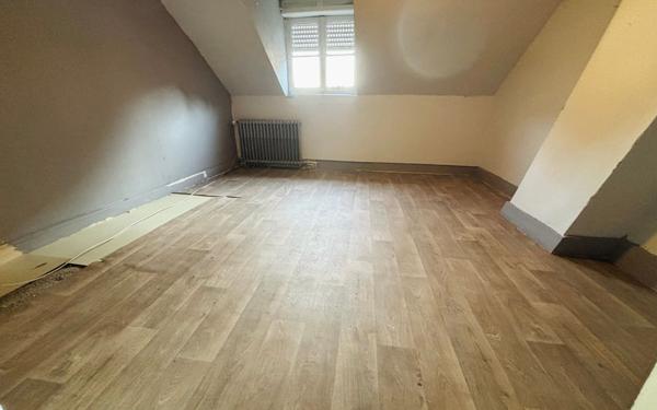 Maison à vendre    5 pièces • 168 m2 Bohain-en-Vermandois