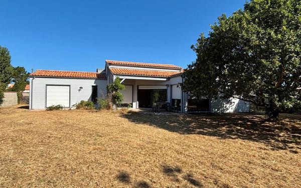 Maison à vendre    4 pièces •  Saint-Pierre-d'Oléron