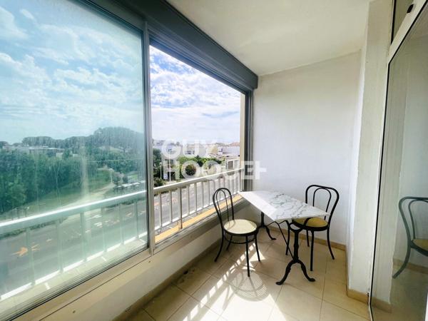 CARNON à louer Studio Cabine Meublé avec loggia  22.58 m²