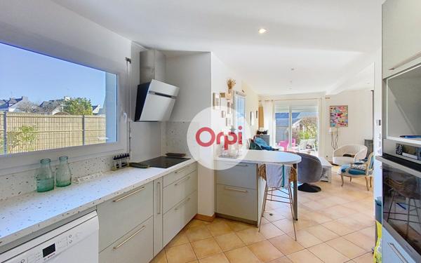 Maison à vendre    5 pièces •  Theix