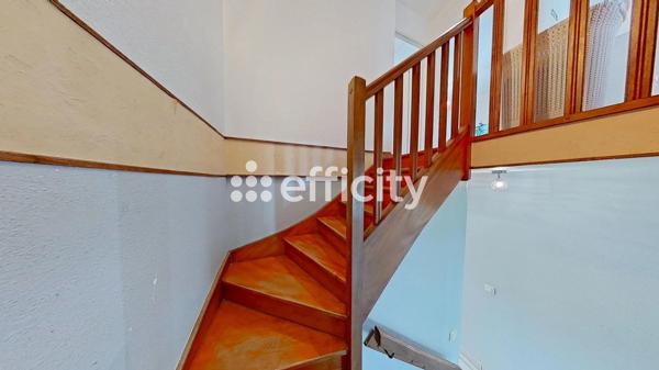 Maison
         4 pièces
        - 80 m² 395 000 € *