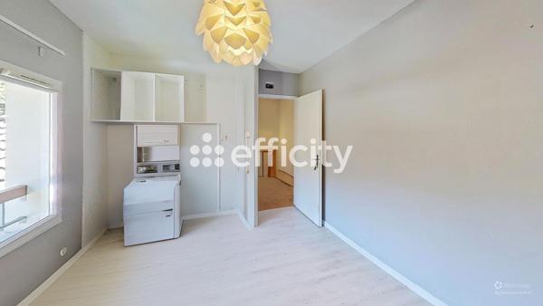 Maison
         4 pièces
        - 80 m² 395 000 € *