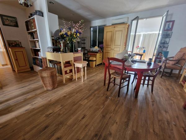 MAISON plain-pied à vendre 3 pièces proche de VITTEL (88) avec TERRASSE , GARAGE et TERRAIN