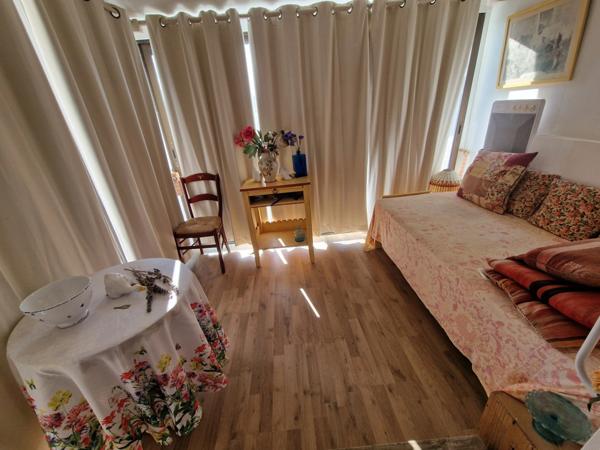 MAISON plain-pied à vendre 3 pièces proche de VITTEL (88) avec TERRASSE , GARAGE et TERRAIN