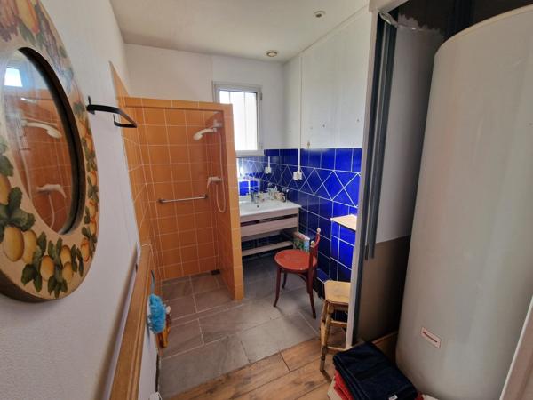 MAISON plain-pied à vendre 3 pièces proche de VITTEL (88) avec TERRASSE , GARAGE et TERRAIN