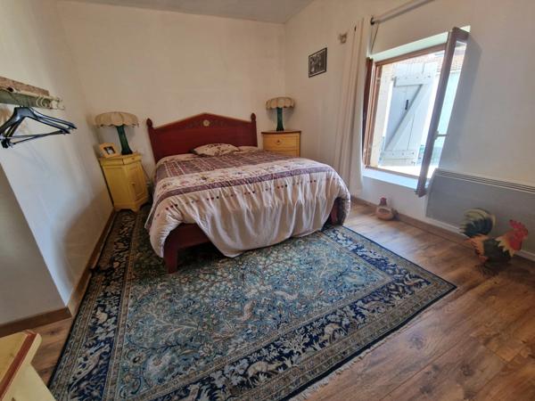 MAISON plain-pied à vendre 3 pièces proche de VITTEL (88) avec TERRASSE , GARAGE et TERRAIN