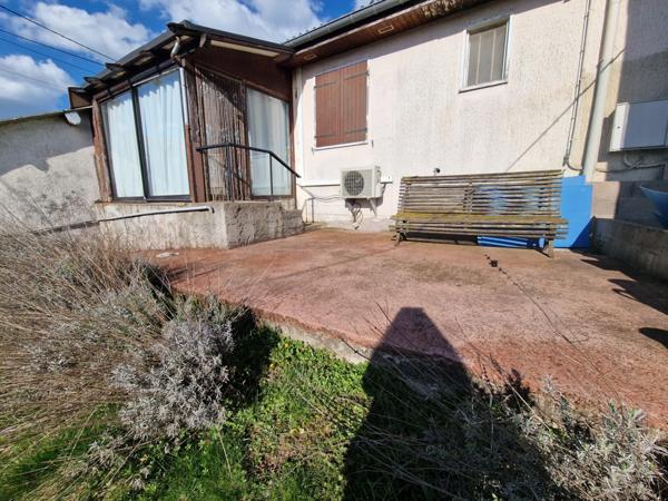 MAISON plain-pied à vendre 3 pièces proche de VITTEL (88) avec TERRASSE , GARAGE et TERRAIN