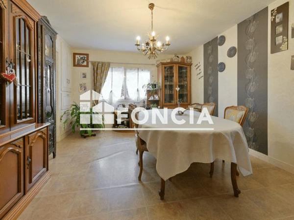 À vendre Maison 4 pièces 152 m² - Condé-en-normandie 14110