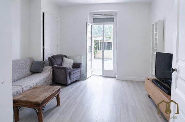 Maison T4 91,70m² habitables 126m² au sol Lyon 8ème atelier + garage