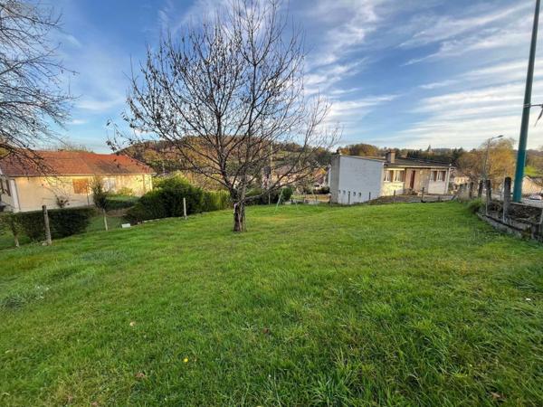 Maison individuelle à vendre à Ydes dans le Cantal (15210), ref : 62T-15029