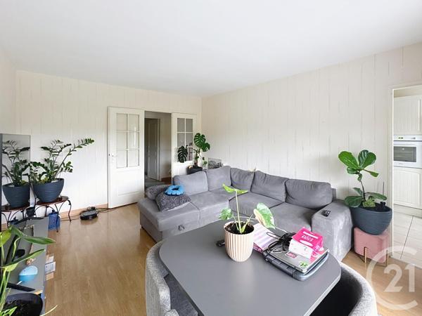 Appartement F4 à vendre  4 pièces - 74,06 m2 ST JEAN DE BRAYE - 45