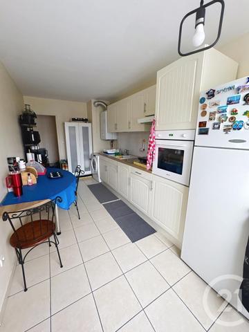Appartement F4 à vendre  4 pièces - 74,06 m2 ST JEAN DE BRAYE - 45