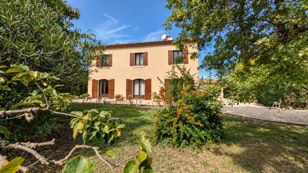 LAURIS – VILLA 6 CHAMBRES – GRAND TERRAIN CONSTRUCTIBLE ET DIVISIBLE