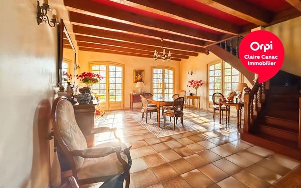 Maison à vendre    5 pièces • 175,08 m2 Burlats