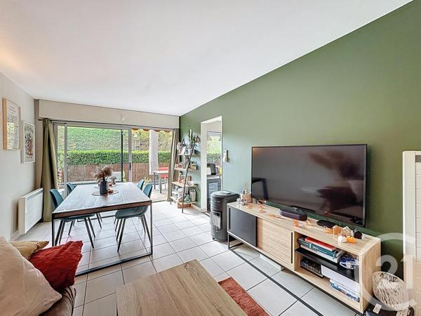 Appartement F2 à vendre  3 pièces - 57,62 m2 VALS PRES LE PUY - 43