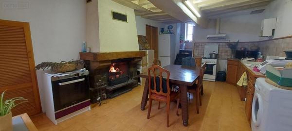 Maison de ville à vendre à Thury dans l'Yonne (89520), ref : Ref 033