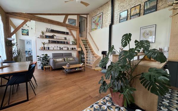 Maison à vendre    3 pièces •  Rochefort