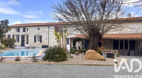 Maison à vendre 9 pièces 247 m² Les Gonds