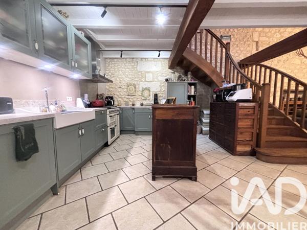 Maison à vendre 9 pièces 247 m² Les Gonds
