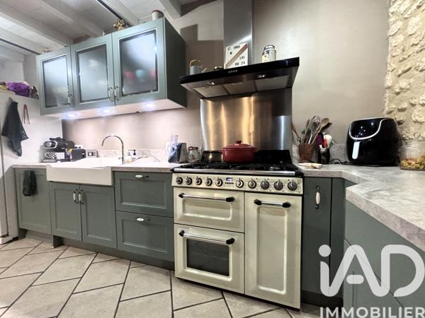 Maison à vendre 9 pièces 247 m² Les Gonds