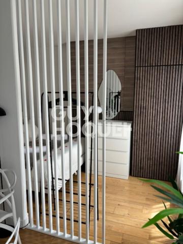 SUPERBE DEUX PIECES RENOVE - PARC MONTSOURIS