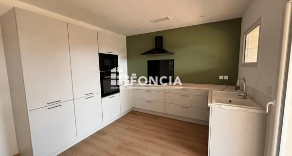 À vendre Maison 5 pièces 155 m² - Nîmes 30900