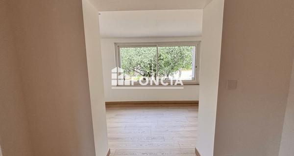 À vendre Maison 5 pièces 155 m² - Nîmes 30900