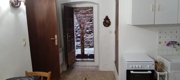 À vendre - Maison mitoyenne 1 côté, 3 pièces située à Tomino (20248)