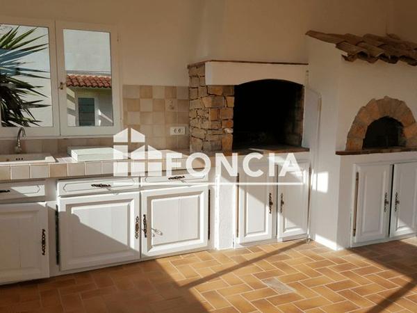 Location Maison 5 pièces 165.5 m² - Le Castellet 83330