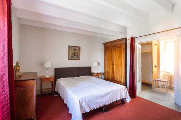 Propriété de caractère bourg 355 m² Séné