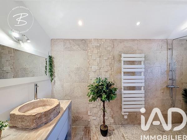 Maison à vendre 7 pièces 226 m² Toulon