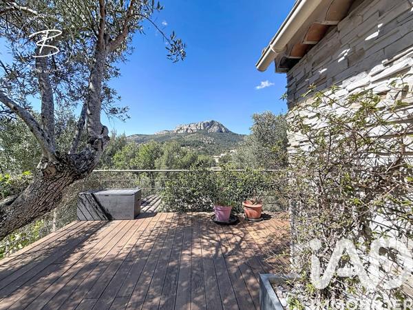 Maison à vendre 7 pièces 226 m² Toulon