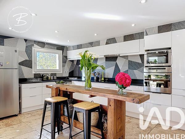 Maison à vendre 7 pièces 226 m² Toulon