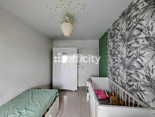 Appartement
         3 pièces
        - 60 m²
