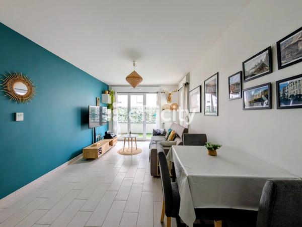 Appartement
         3 pièces
        - 60 m²