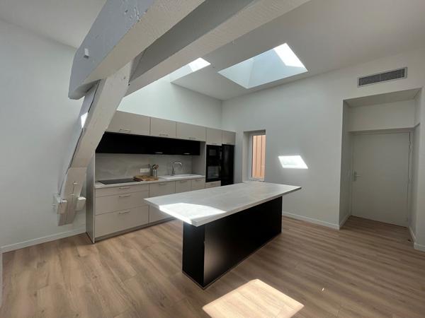 Clermont-Fd, centre ville, appartement meublé type 3 de 54.52m² - Pro Immo