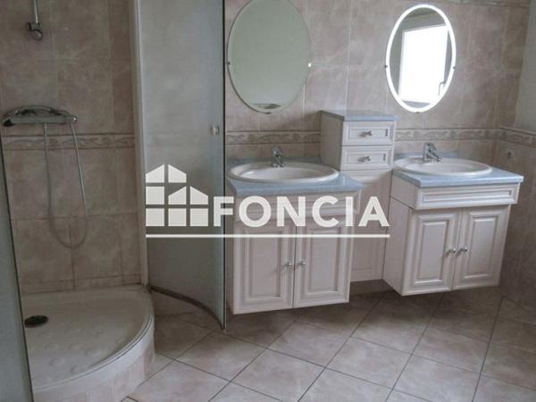 Location Maison 7 pièces 158.44 m² - 13 RUE DU TEMPLE Angers 49000