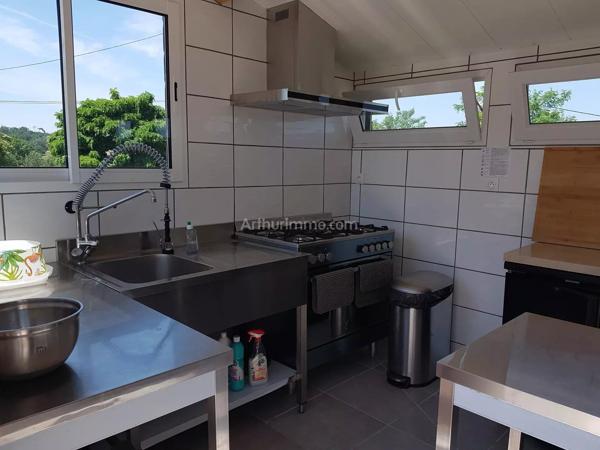 Vente                                                      Propriété
                        
                     10 pièces                      440 m2                     à Coutras