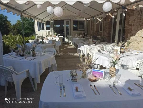 Vente                                                      Propriété
                        
                     10 pièces                      440 m2                     à Coutras