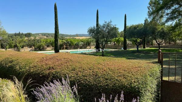 A vendre - Campagne provençale de près de 20 hectares - A Forcalquier