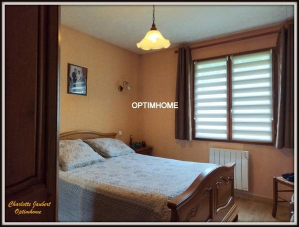 Maison à vendre 4 pièces CHALAIS (16)