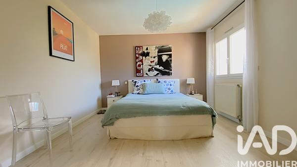 Location maison 6 pièces 199 m² Saint-Médard-en-Jalles