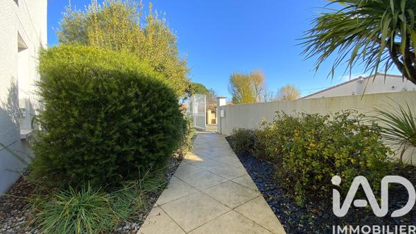 Location maison 6 pièces 199 m² Saint-Médard-en-Jalles